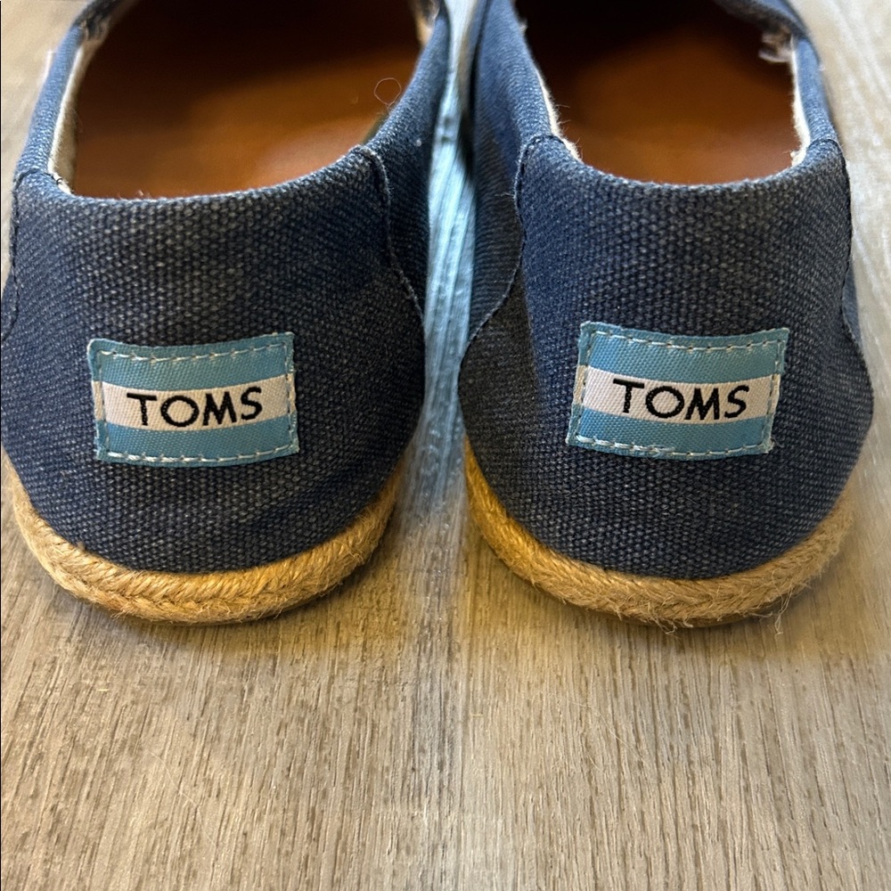 TOM’S Denim Sz 7.5 - Picture 3 of 5